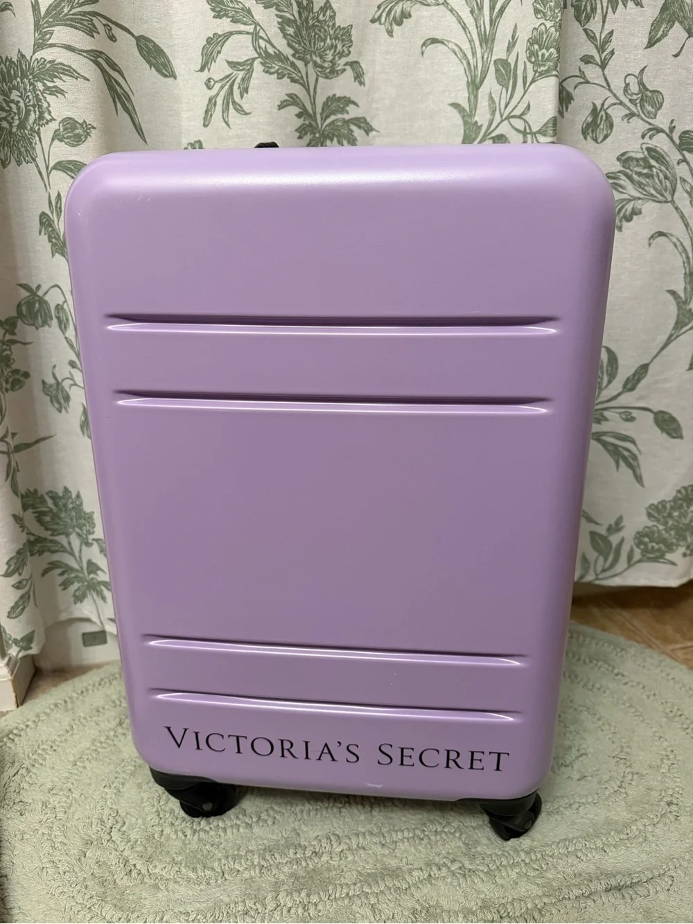Victoria's Secret Lavender Hardshell Spinner Carry-On